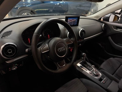 Audi A3 1.6 TDI clean diesel S tronic Ambition (14)