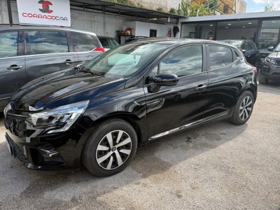 Renault Clio Full Hybrid E-Tech 140 CV 5 porte Initiale Paris (8)