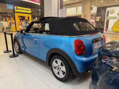 MINI Mini Cabrio 1.5 Cooper D Cabrio (11)