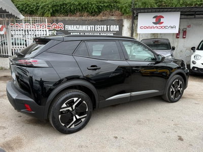 Peugeot 2008 1.2 turbo Allure 100cv (4)