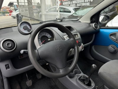 Peugeot 107 68CV 5p. Sweet Years (8)