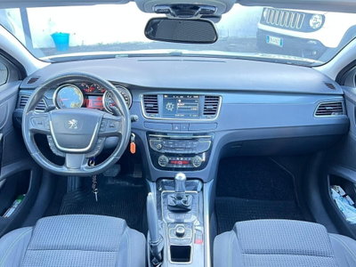 Peugeot 508 SW 1.6 e-HDi 115CV cambio robotizzato S&S Ciel Allure (7)