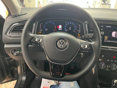 Volkswagen T-Roc 1.6 TDI SCR Business BlueMotion Technology (18)