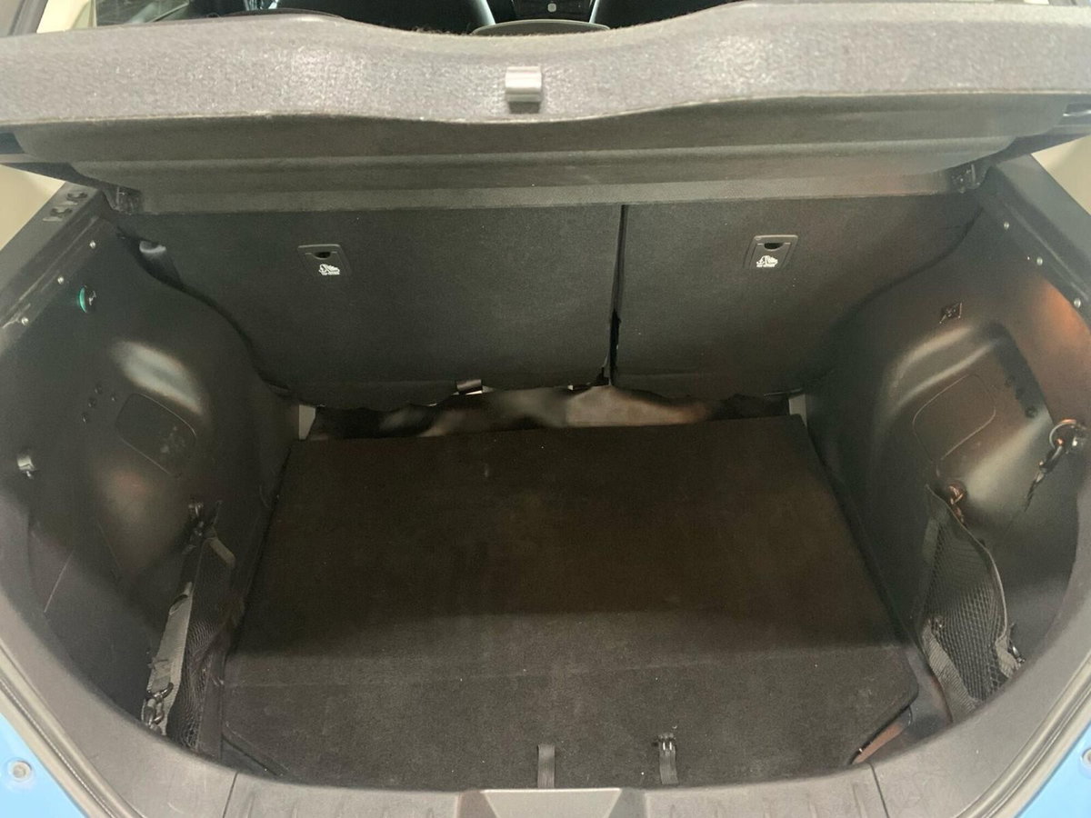 Nissan Leaf Acenta 40 kWh (15)