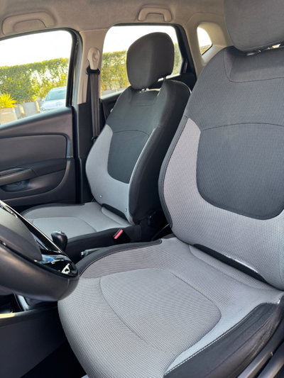 Renault Captur 1.5 dCi 8V 90 CV Start&Stop Wave (11)