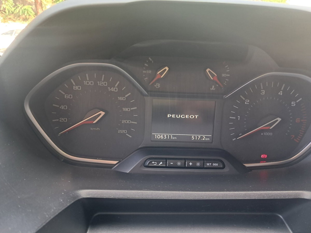 Peugeot Rifter BlueHDi 100 Active Long (7)