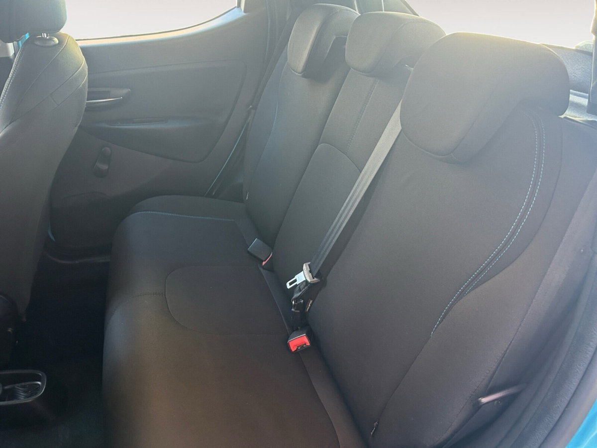 Lancia Ypsilon 1.2 69 CV 5 porte GPL Ecochic Elefantino (14)