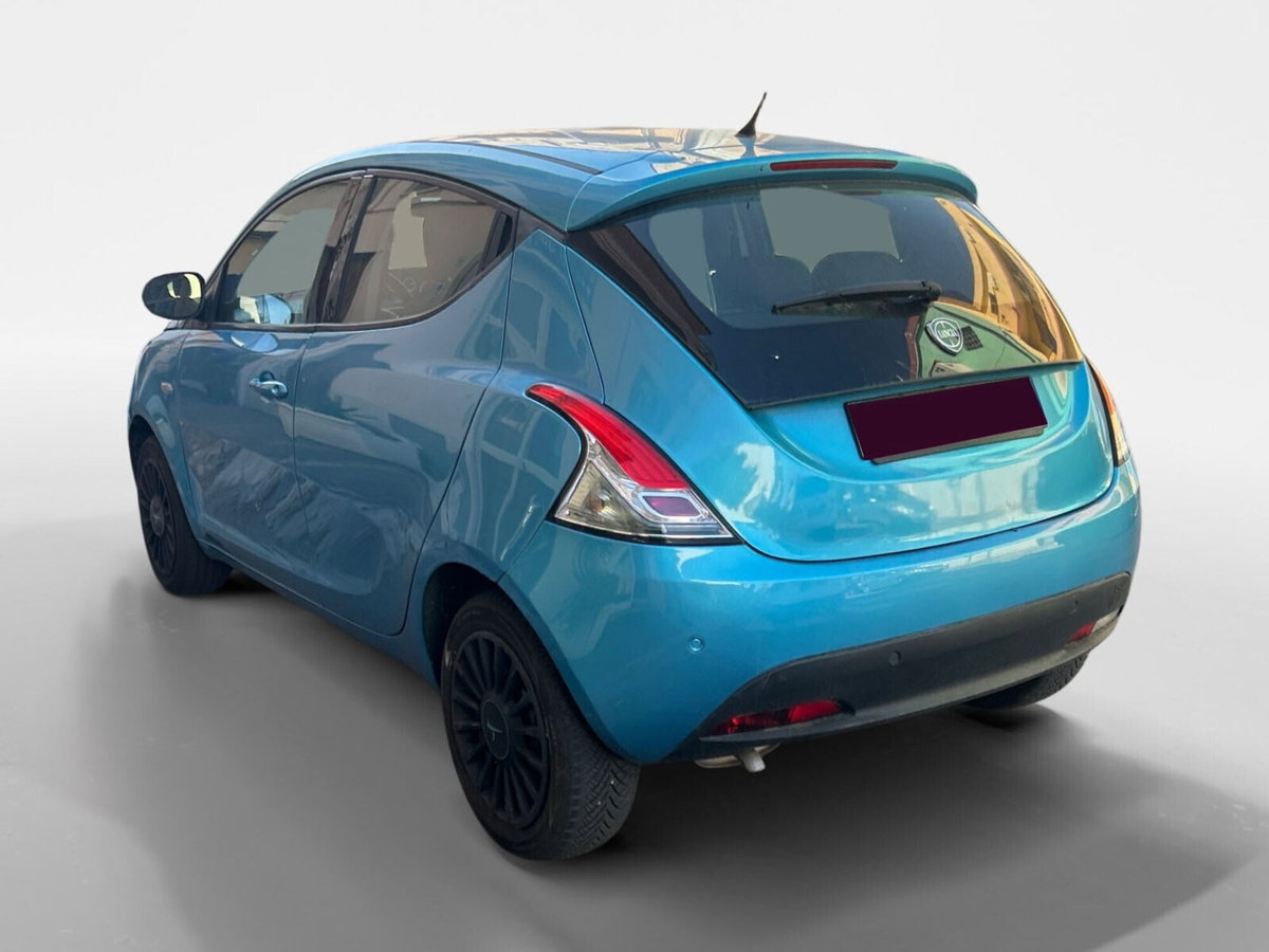 Lancia Ypsilon 1.2 69 CV 5 porte GPL Ecochic Elefantino (6)