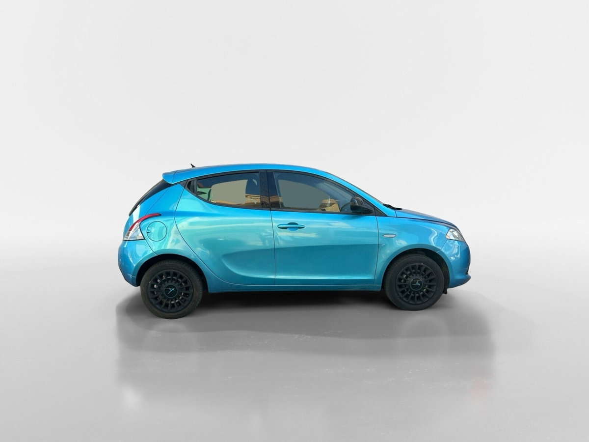 Lancia Ypsilon 1.2 69 CV 5 porte GPL Ecochic Elefantino (9)
