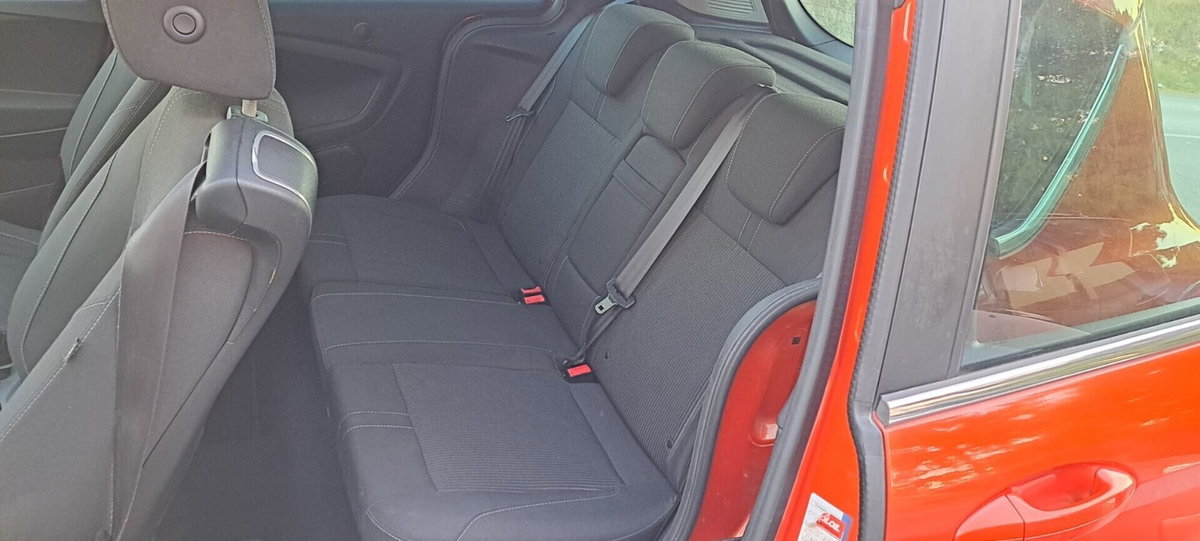 Ford B-Max B-Max 1.6 TDCi 95 CV Titanium (12)