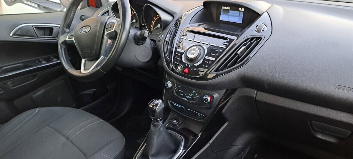 Ford B-Max B-Max 1.6 TDCi 95 CV Titanium (19)