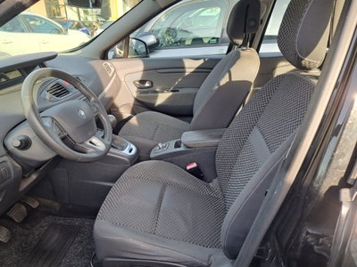 Renault Scenic E-Tech Electric 1.6 Attractive (14)