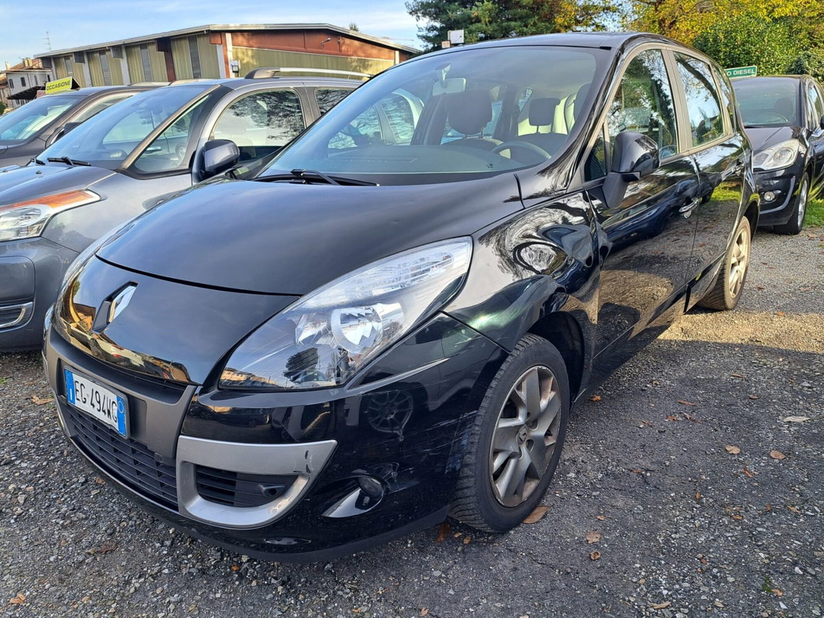 Renault Scenic E-Tech Electric 1.6 Attractive (18)