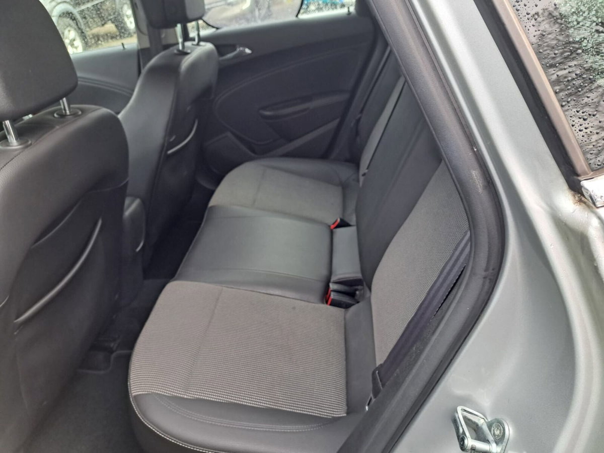 Opel Astra 1.7 CDTI 130CV 5 porte Cosmo (18)