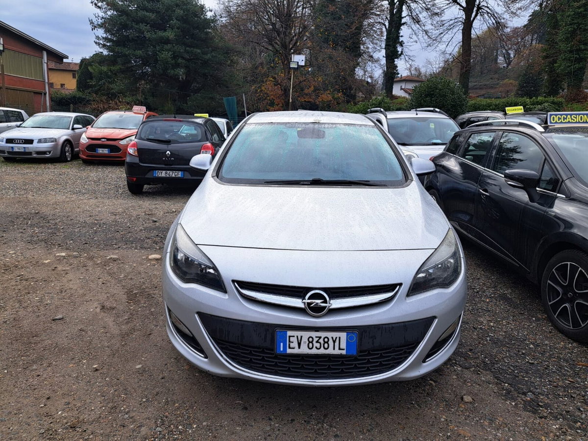 Opel Astra 1.7 CDTI 130CV 5 porte Cosmo (3)