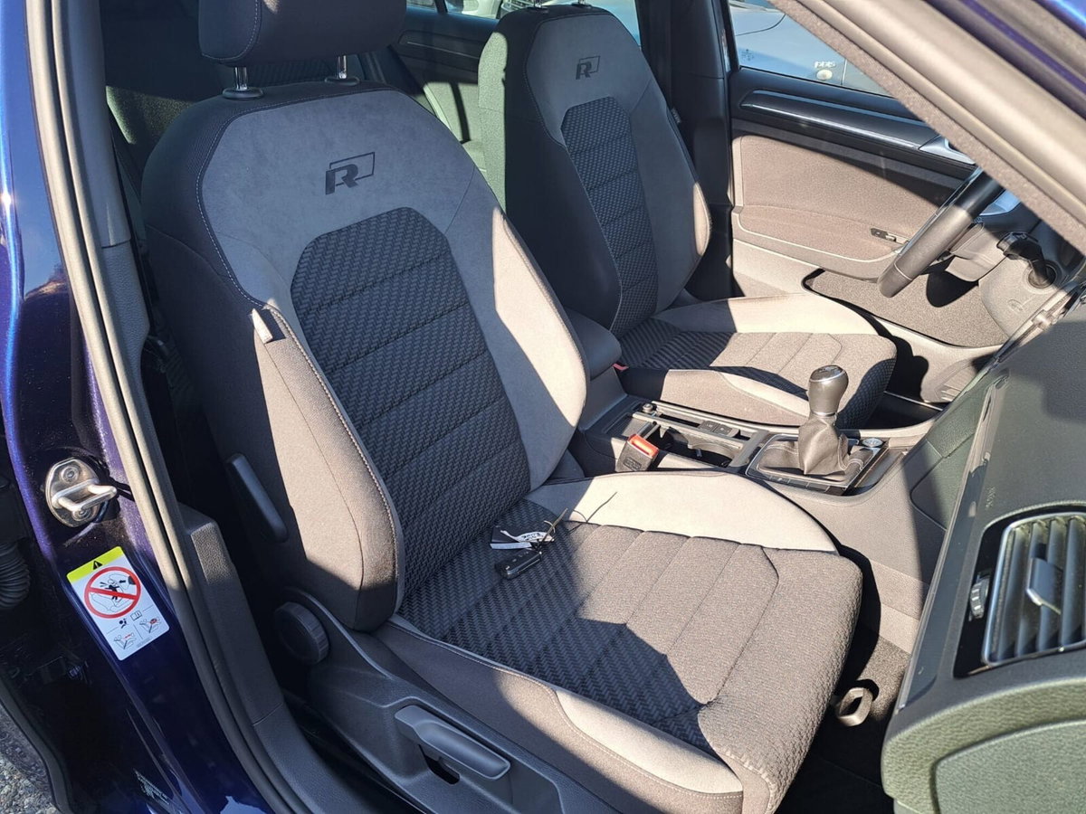 Volkswagen Golf 1.5 TSI 150 CV EVO ACT R-Line (12)