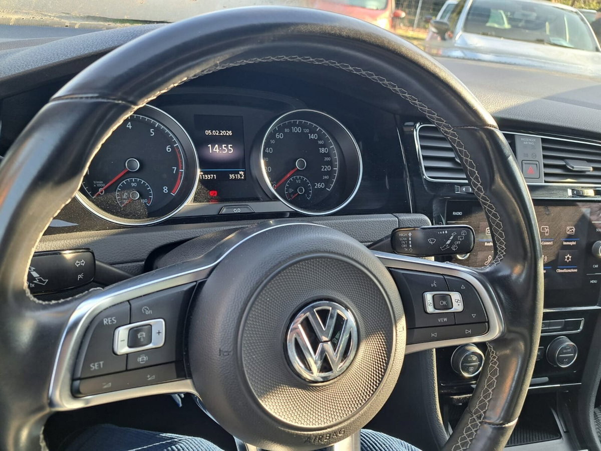 Volkswagen Golf 1.5 TSI 150 CV EVO ACT R-Line (14)