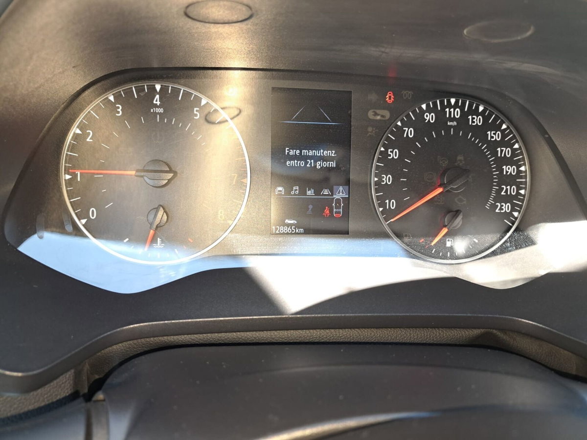 Renault Captur TCe 100 CV GPL FAP Intens (18)