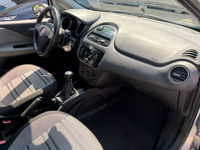 Fiat Punto Evo 1.4 5 porte Dynamic Natural Power (11)