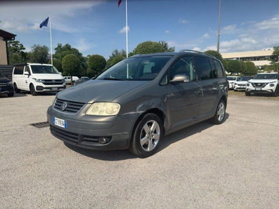 Volkswagen Touran TDI DPF Trendline usata