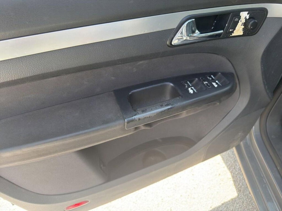 Volkswagen Touran TDI DPF Trendline (13)