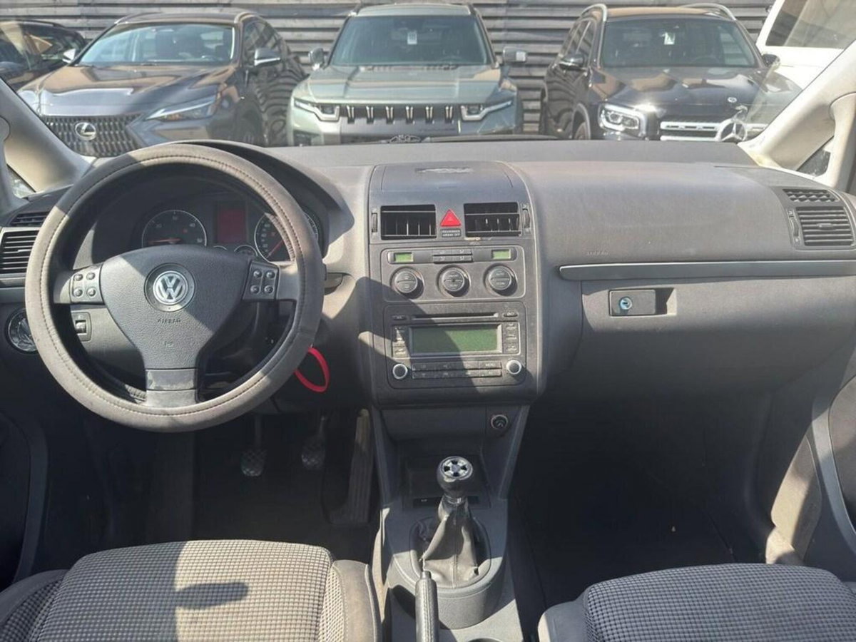 Volkswagen Touran TDI DPF Trendline (14)
