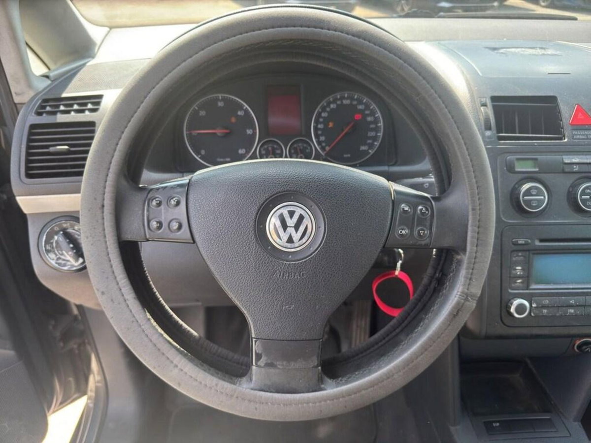 Volkswagen Touran TDI DPF Trendline (9)