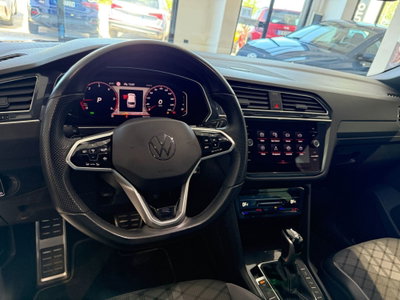 Volkswagen Tiguan 2.0 TDI 150 CV SCR DSG 4MOTION R-Line (9)