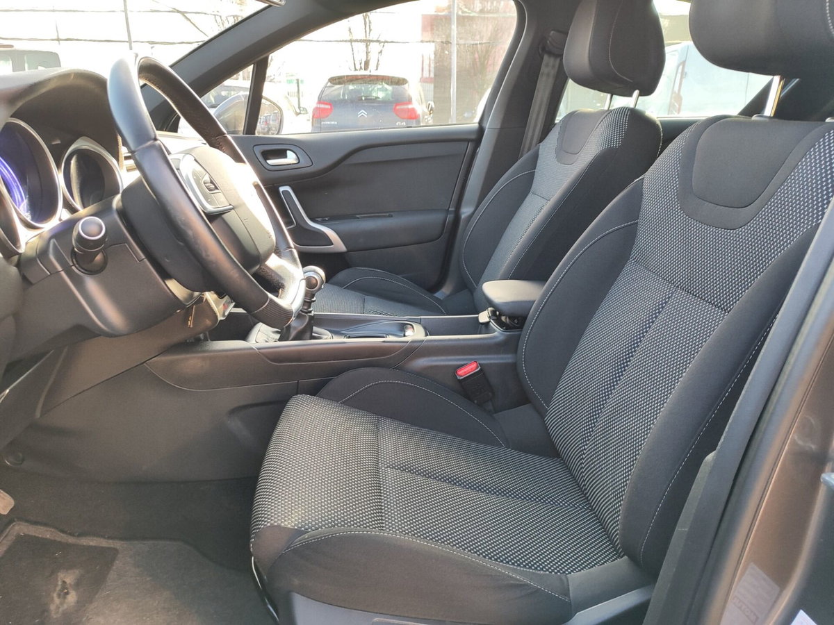 Ds DS 4 DS4 1.5 bluehdi Rivoli 130cv auto (9)