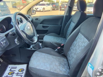 Ford Fiesta 1.2 16V 5p. Zetec (9)