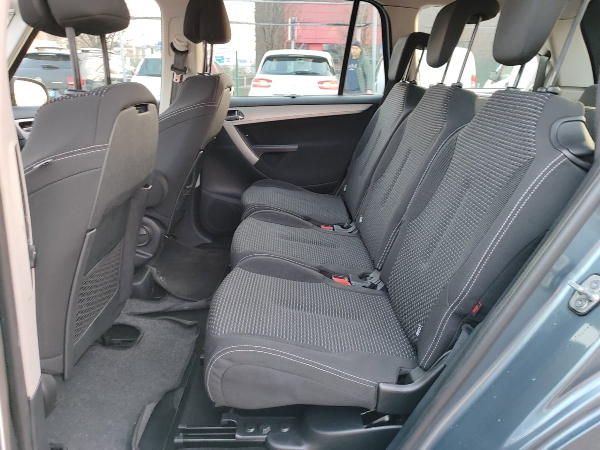 Citroen Grand C4 Picasso 1.6 VTi 120 Attraction (10)