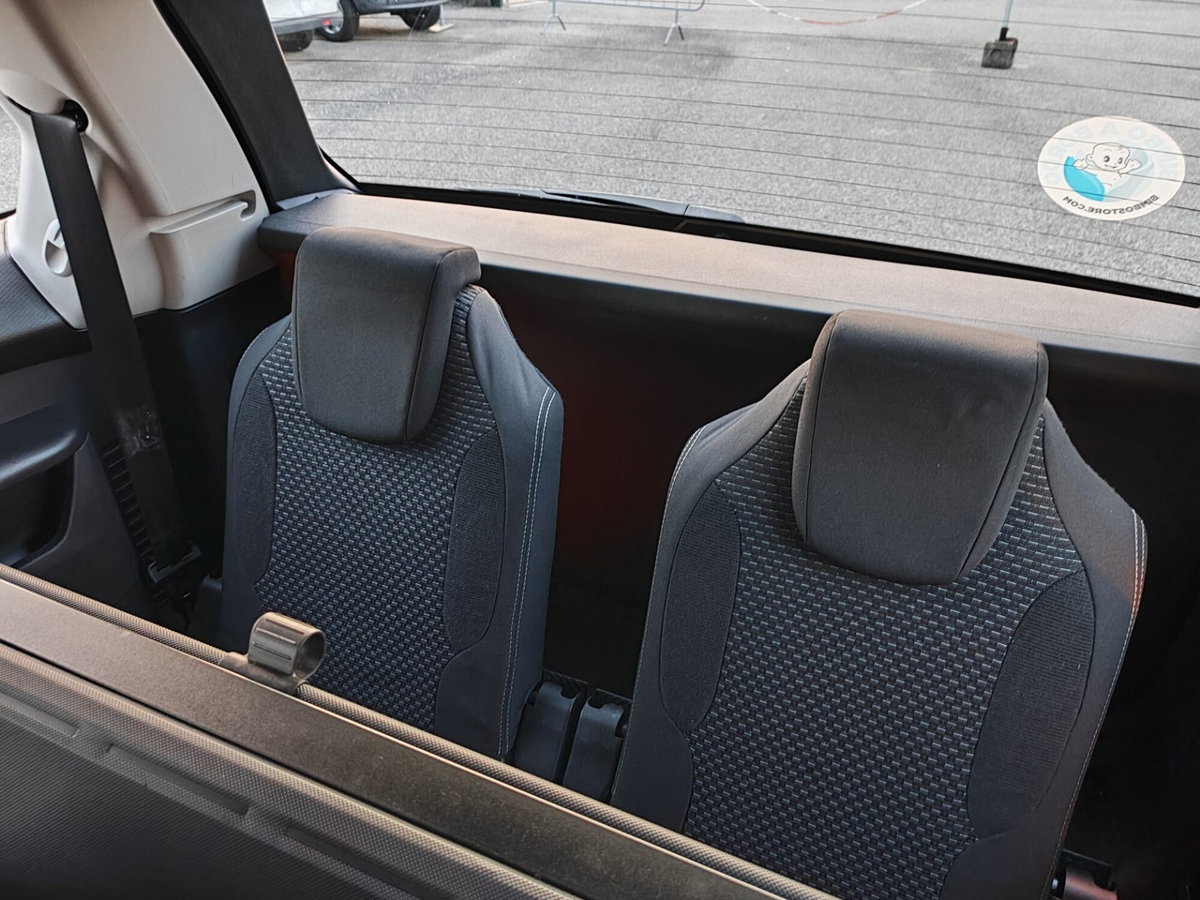 Citroen Grand C4 Picasso 1.6 VTi 120 Attraction (11)