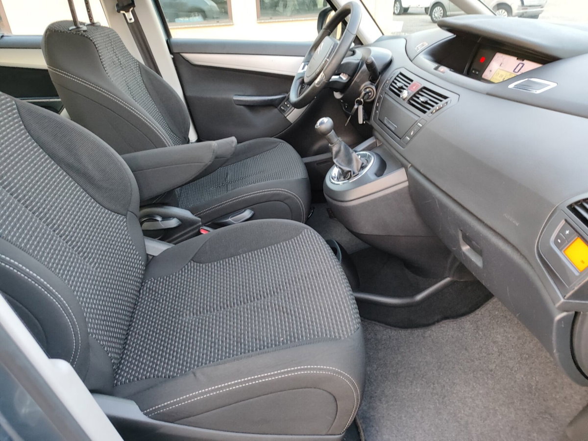 Citroen Grand C4 Picasso 1.6 VTi 120 Attraction (14)