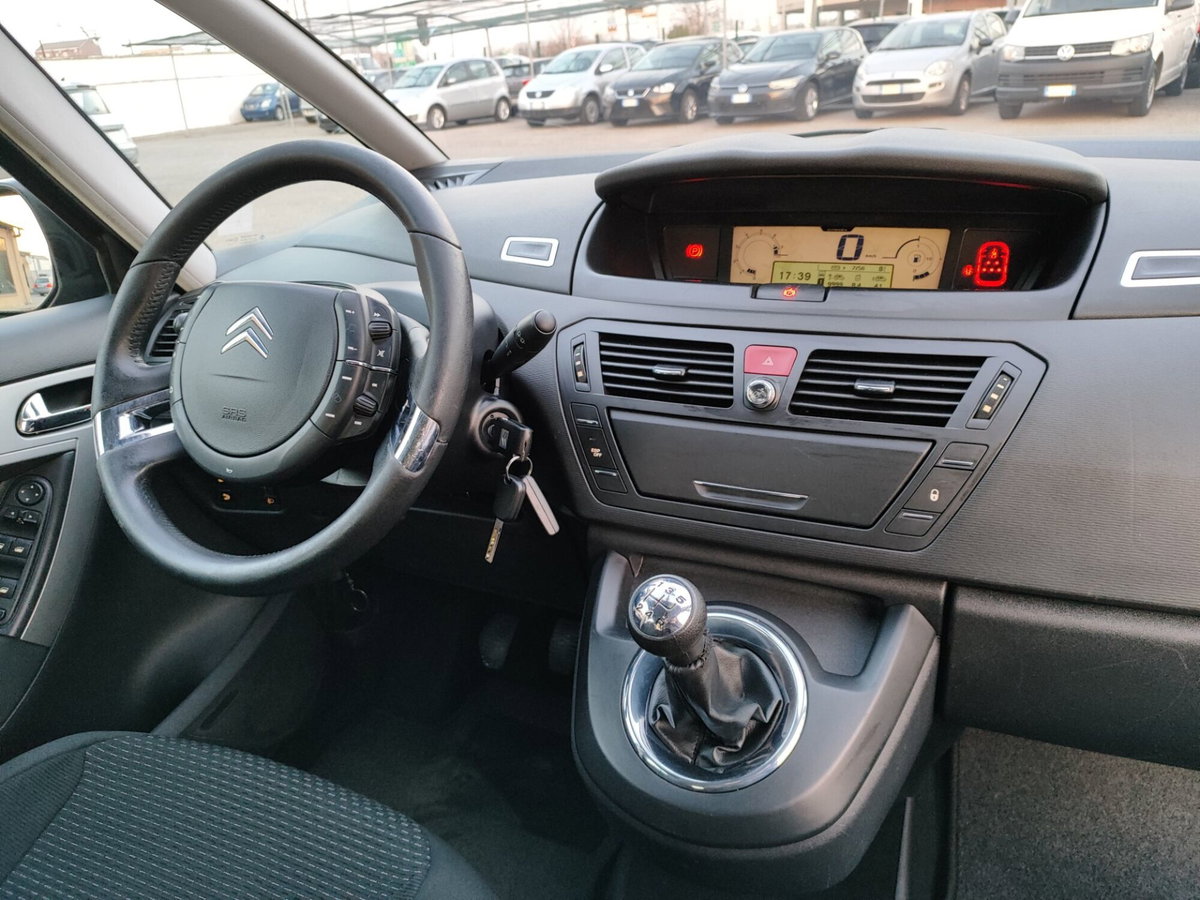 Citroen Grand C4 Picasso 1.6 VTi 120 Attraction (15)