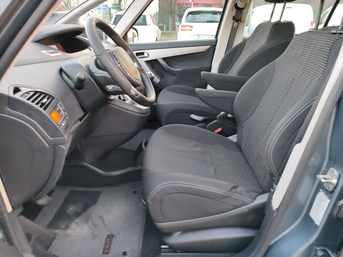 Citroen Grand C4 Picasso 1.6 VTi 120 Attraction (9)