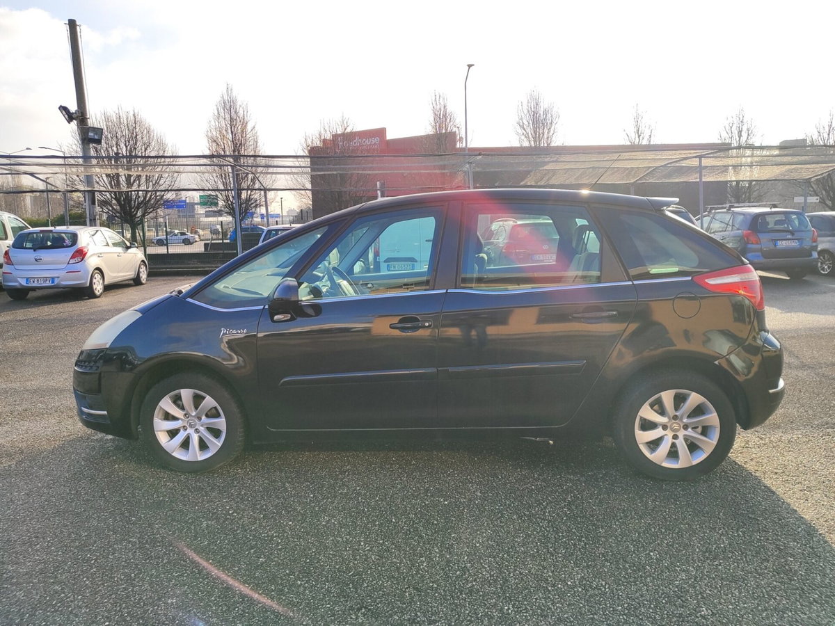 Citroen C4 Picasso 1.6 HDi 110 FAP Style (3)