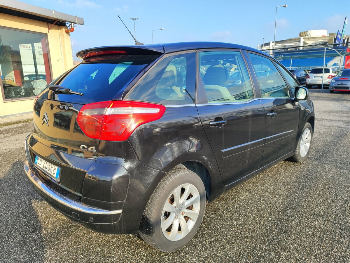 Citroen C4 Picasso 1.6 HDi 110 FAP Style (6)