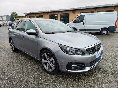 Peugeot 308 SW PureTech Turbo 130 S&S EAT8 Allure Pack (8)