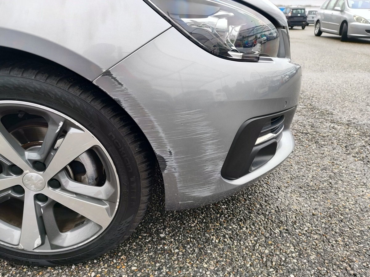 Peugeot 308 SW PureTech Turbo 130 S&S EAT8 Allure Pack (9)