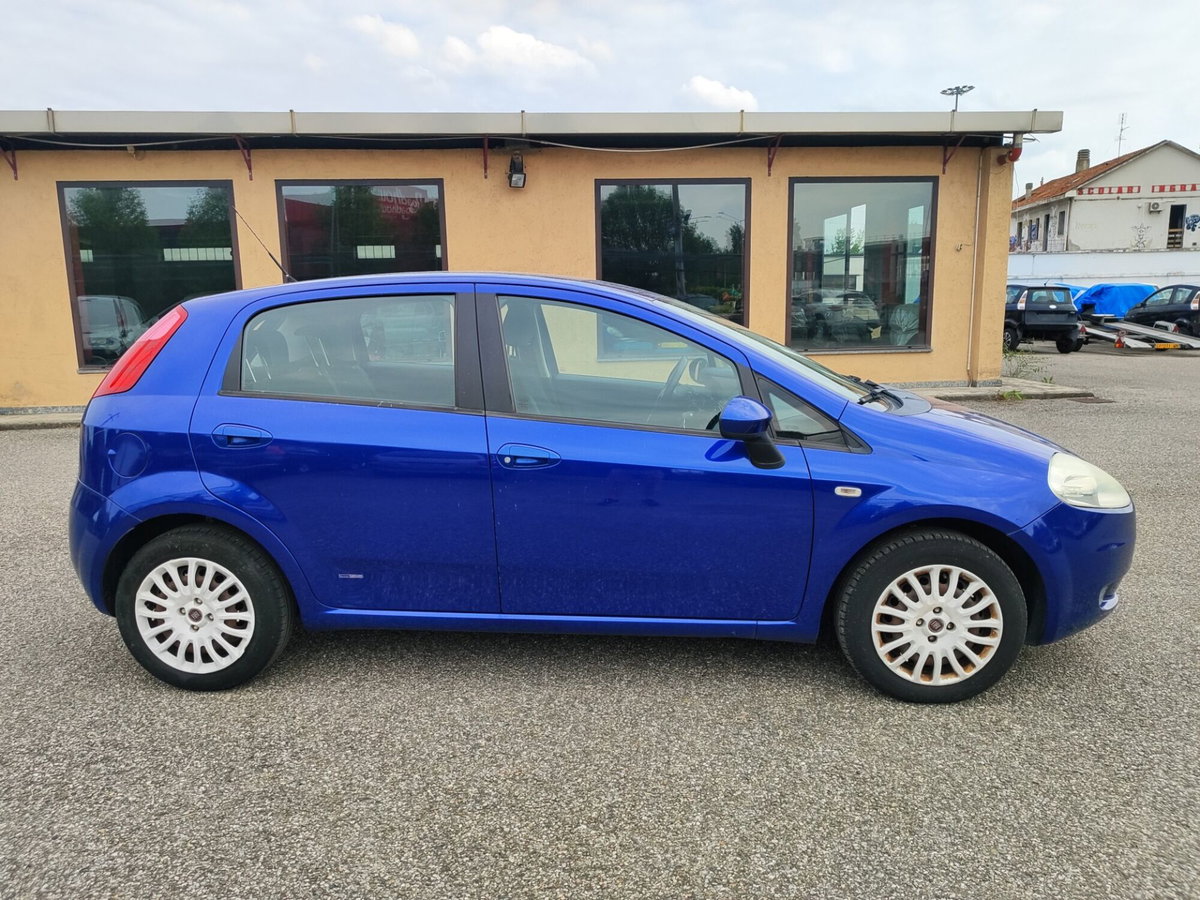 Fiat Grande Punto 1.2 5 porte Active (7)