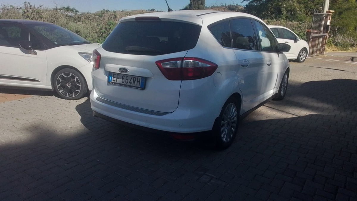 Ford C-Max 1.6 TDCi 115CV Titanium (3)