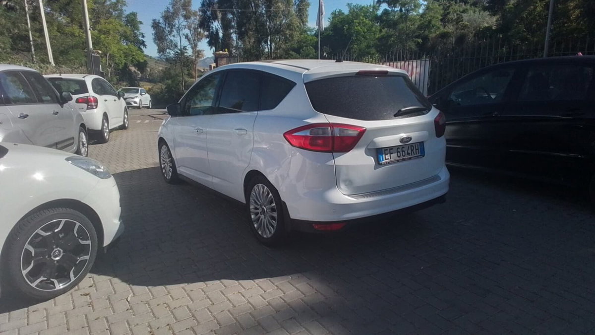 Ford C-Max 1.6 TDCi 115CV Titanium (5)