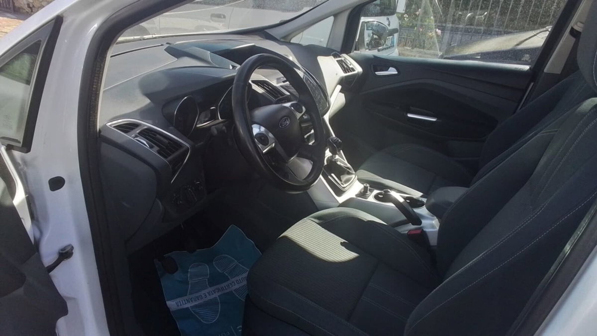 Ford C-Max 1.6 TDCi 115CV Titanium (7)