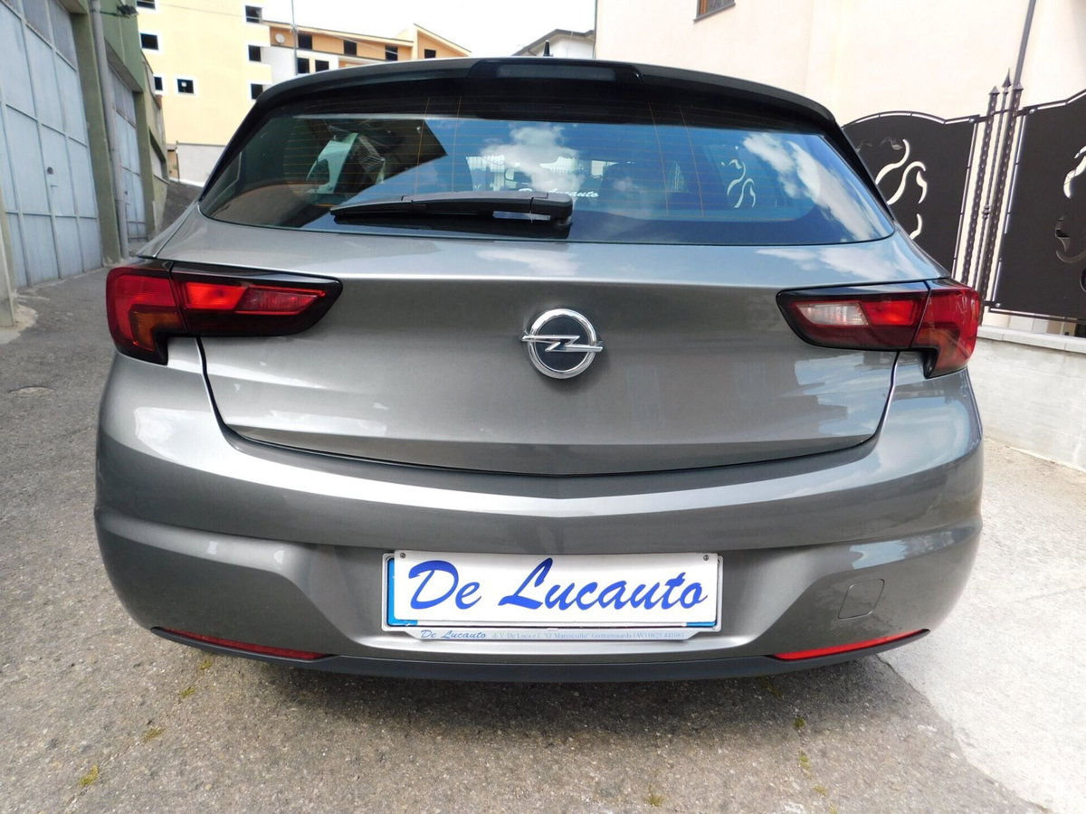 Opel Astra 1.5 CDTI 122 CV S&S 5 porte 2020 (11)