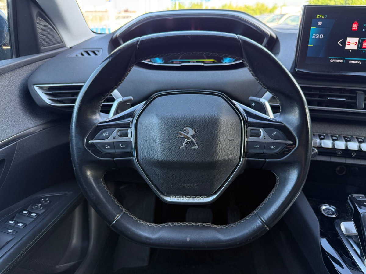 Peugeot 3008 Hybrid 225 e-EAT8 Allure (12)