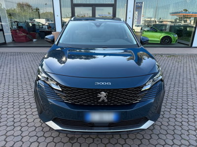 Peugeot 3008 Hybrid 225 e-EAT8 Allure (2)
