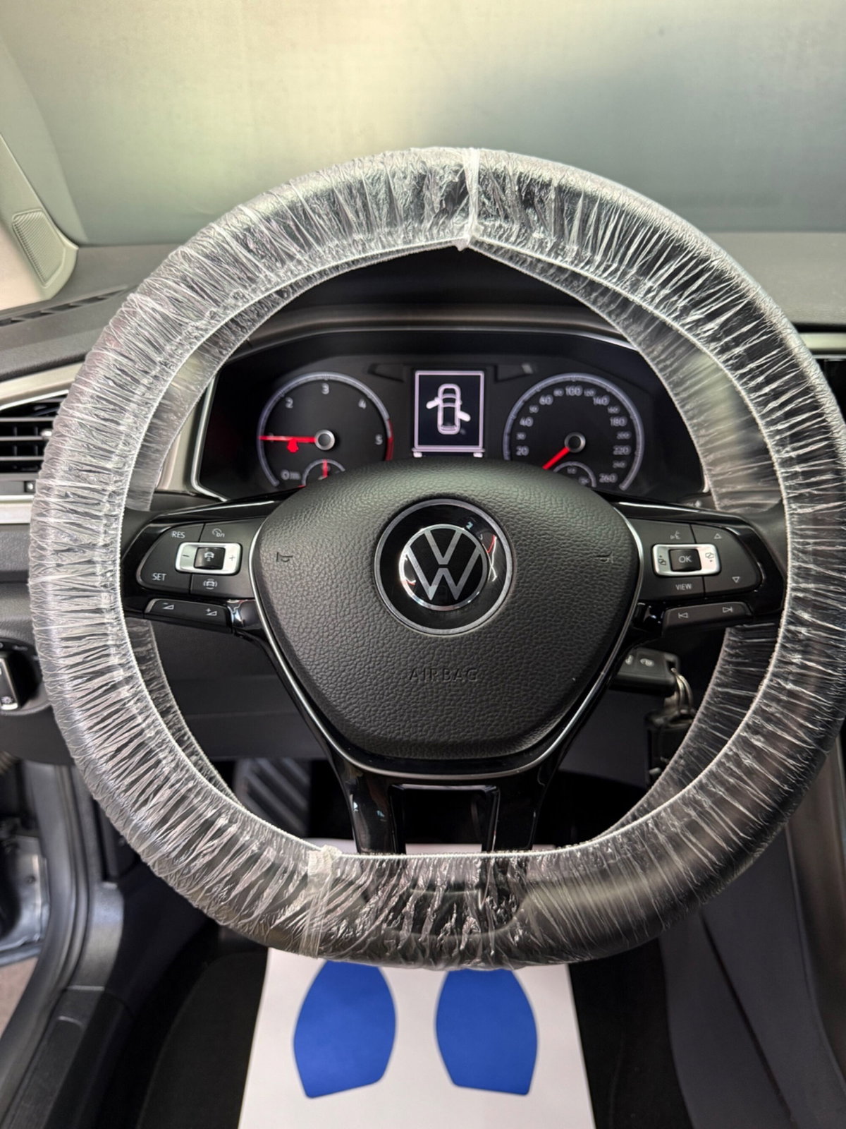 Volkswagen T-Roc 1.6 TDI SCR Advanced BlueMotion Technology (11)