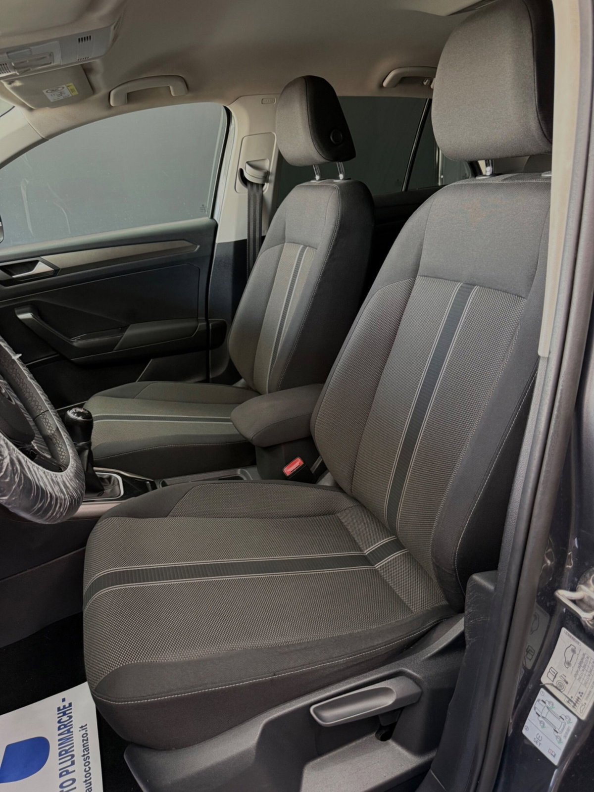 Volkswagen T-Roc 1.6 TDI SCR Advanced BlueMotion Technology (15)