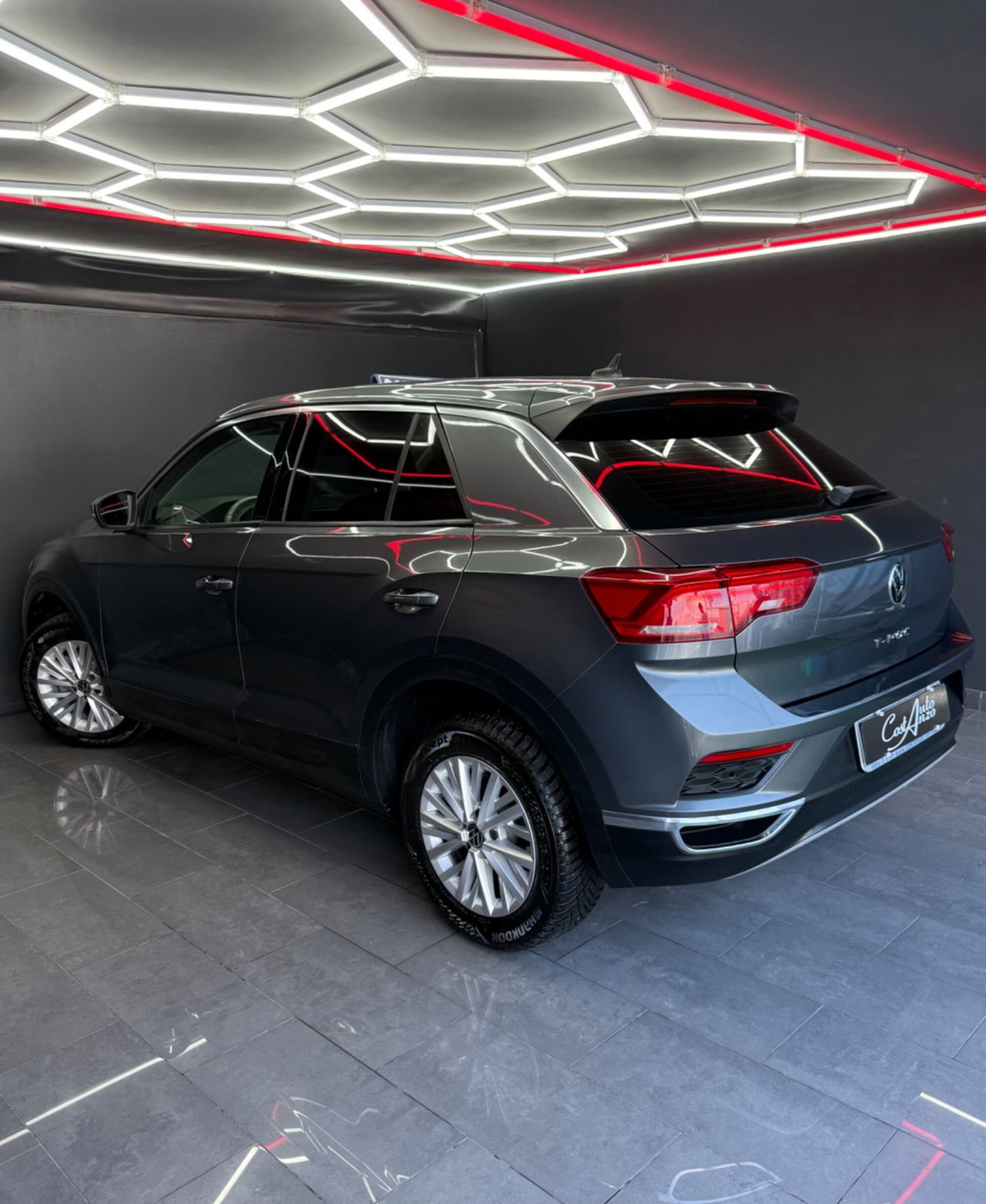 Volkswagen T-Roc 1.6 TDI SCR Advanced BlueMotion Technology (5)