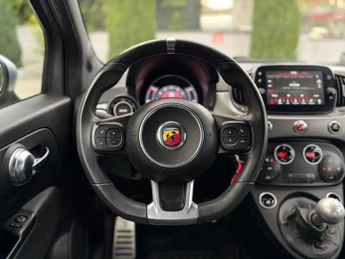 Abarth 595 595 1.4 Turbo T-Jet 165 CV Turismo (10)